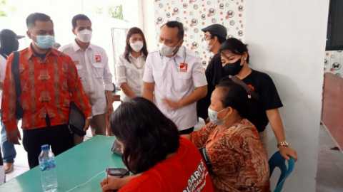  Datang ke Medan, Ketua Umum DPP PSI Giring Ganesha Tinjau Central Vaksinasi Yang Digelar DPC PSI Amplas