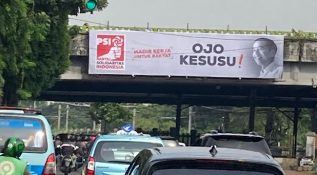 Pasang Baliho Gambar Jokowi, PSI Dukung 'Ojo Kesusu' Soal Capres