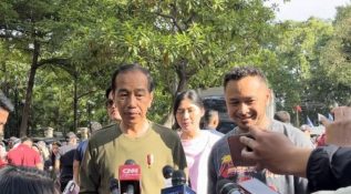 Jokowi dan Keluarga Jalan Pagi di Bandung Bersama Kaesang Hingga Giring